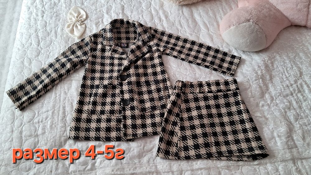 Много запазени дрехи за момиче