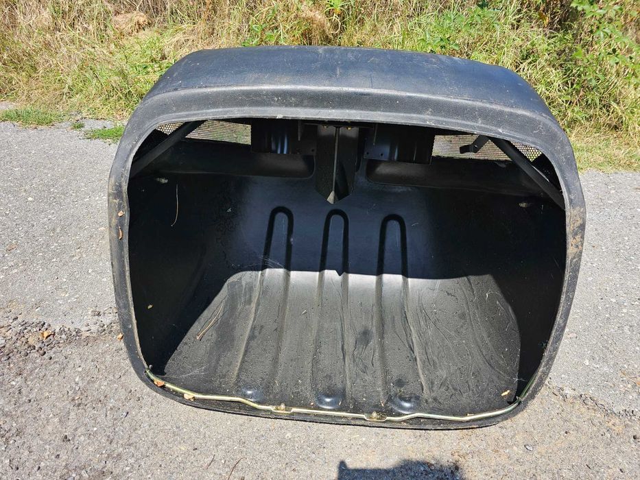 Кош за Тракторна Косачка.  JOHN DEERE. ЧИСТО НОВ.