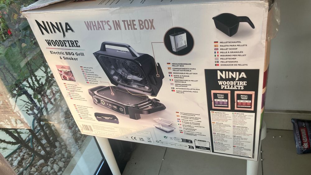 Gratar electric Ninja Woodfire OG701EU