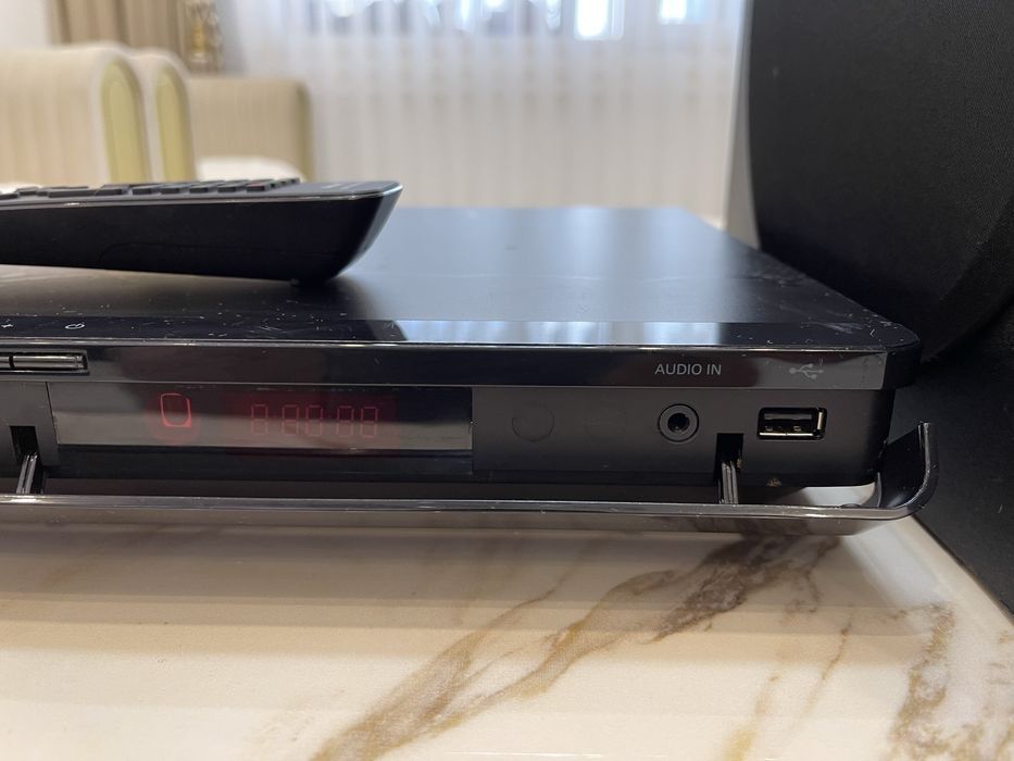 Домашно кино PHILIPS HTB3270 Blu-ray3d