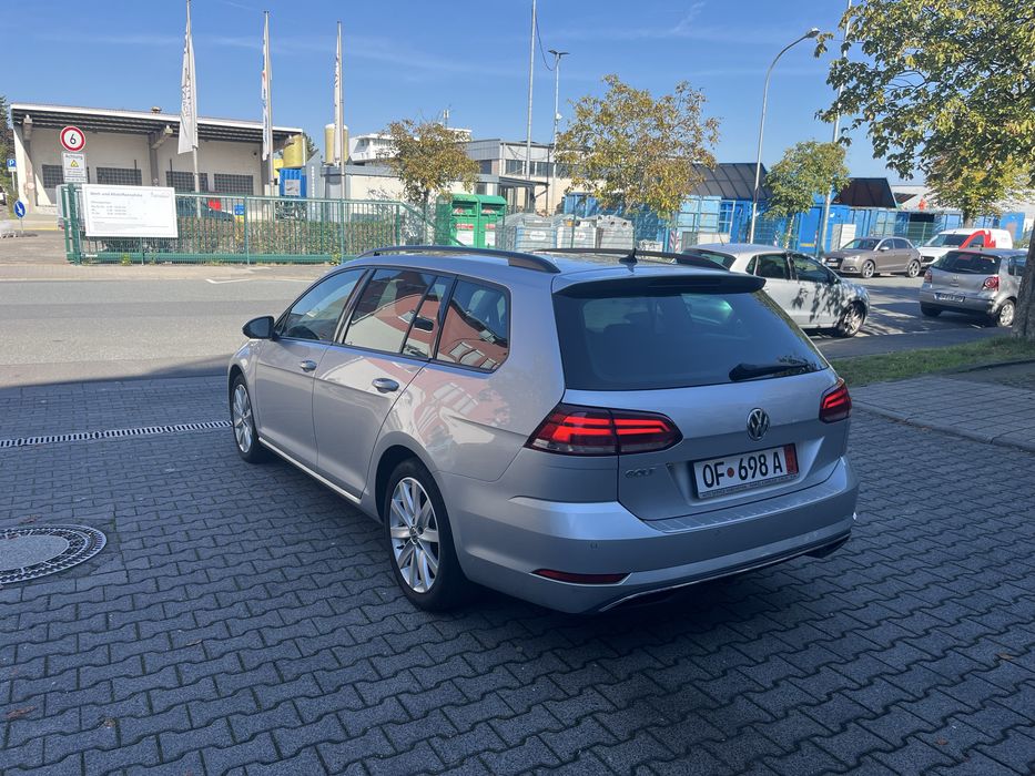 VOLKSWAGEN Golf 2020 — imagine 4