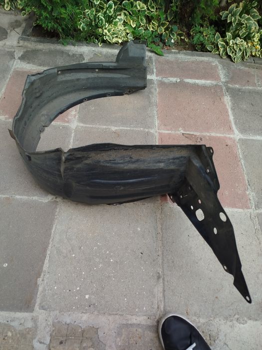 Подкалник за Авенсис/Avensis 2015-2019