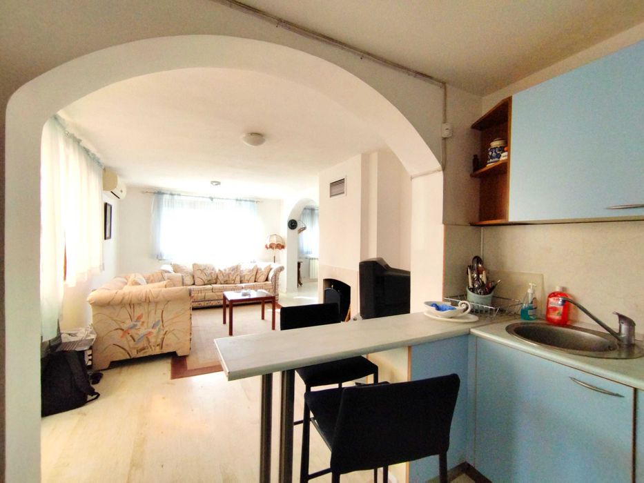 Продава се Къща в с. Горочевци, Област Перник - 820 кв.м за 318 €/кв.м - Снимка #15