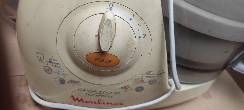 2 бр. кухненски роботи Moulinex ovatio 2 duо и press