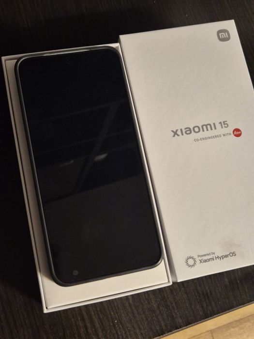 Xiaomi 15, 12gb ram, 512gb stocare.