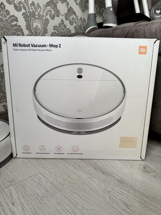 Продам робот пылесос