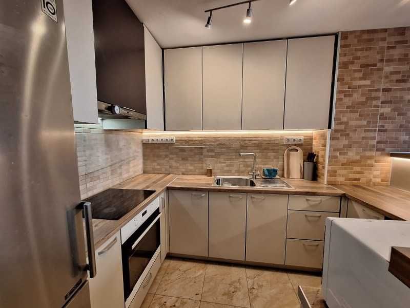 Дава под Наем 3-СТАЕН град София, Лагера