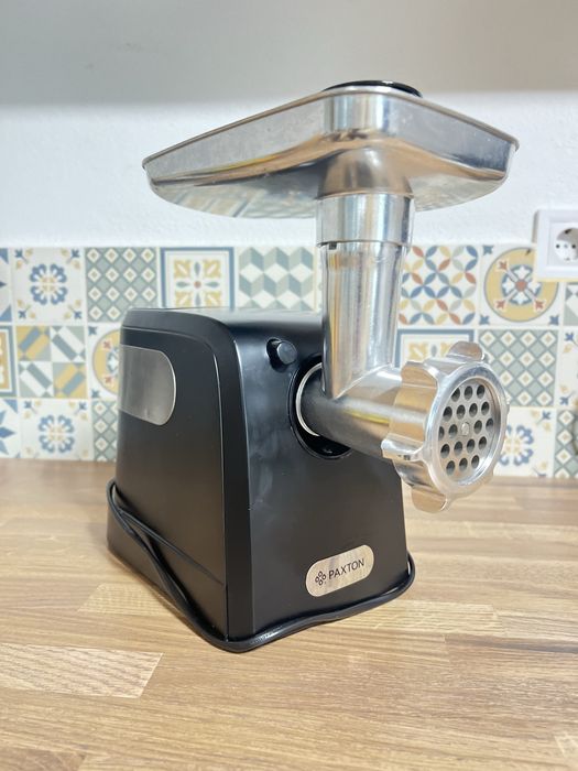 Paxton-Masina tocat carne cu accesoriu carnati si bulion