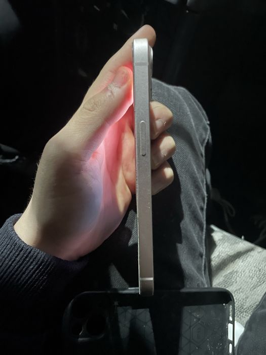 Продам айфон 13 в хорошем сост