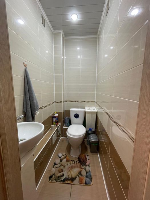 Двухкомнатная район Азии