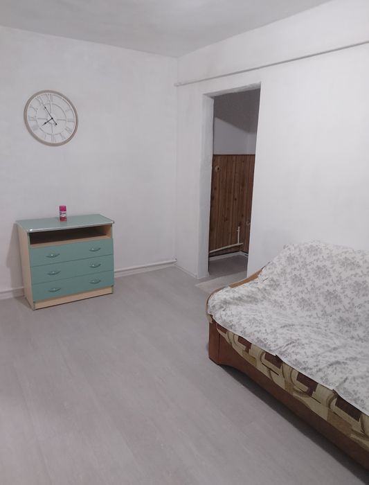 Vând apartament 2camere 0771317219