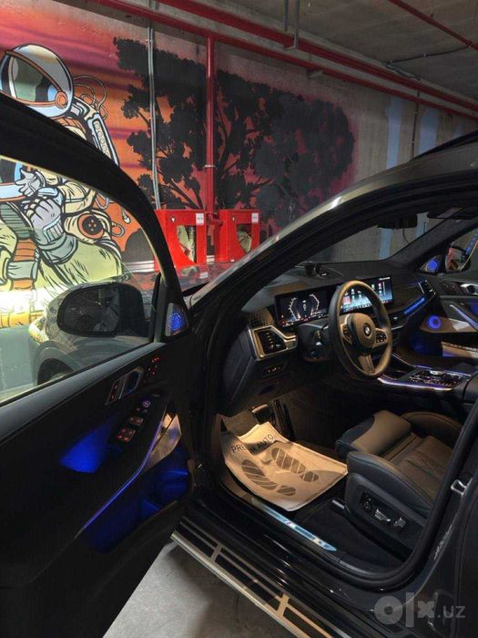 Продам BMW Х7 xDrive40i FULL в идеальном состоянии