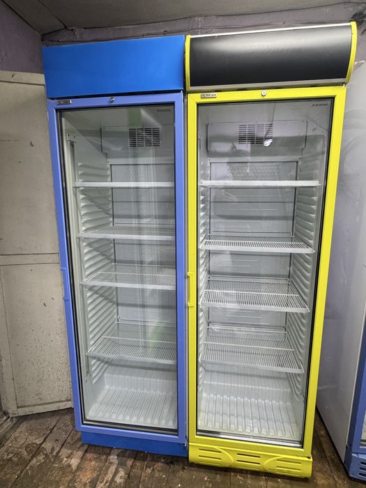 Продам витрины холодильник