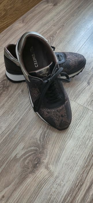 Дамски маратонки