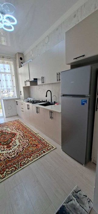 Янги ремонт квартира барча жихозлари билан ижарага берилади