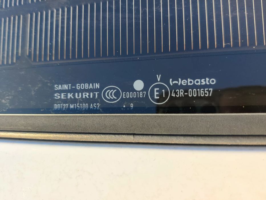 Trapa Sticla Geam Fotovoltaic incalzire Seat Exeo Audi A4 B6 B7 motoras si plafon 43R-001657