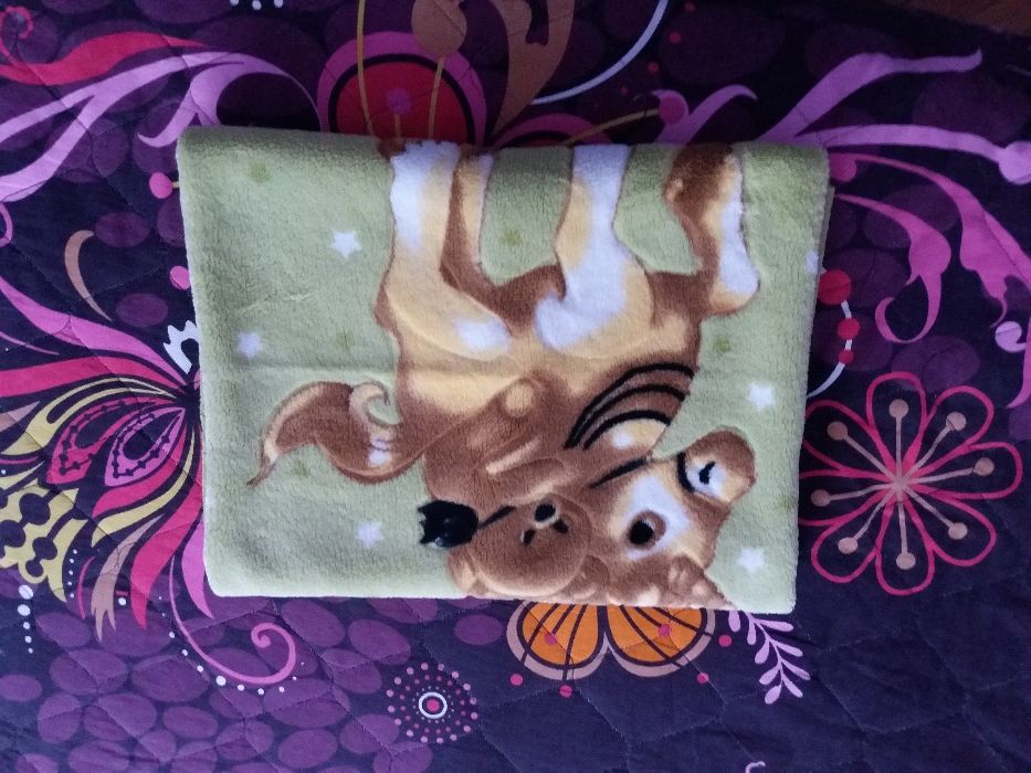 високо качèство испански одеала 2 броя за бебенце- 40 лв.