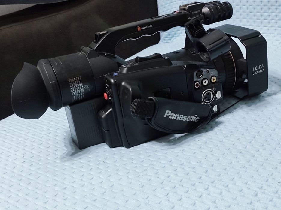 Panasonic AG-DVX100BE