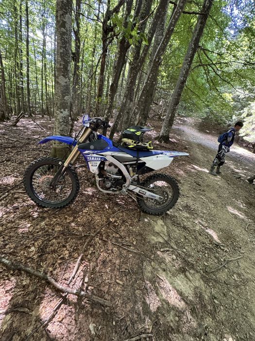 Se vinde yamaha yz 450