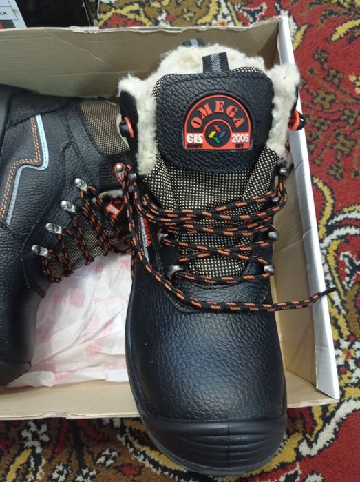 Зимняя спецобувь