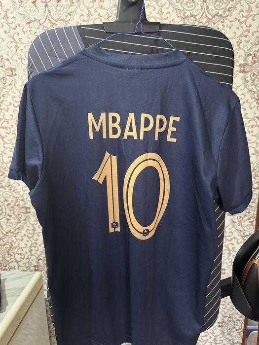 Продам футбольную форму