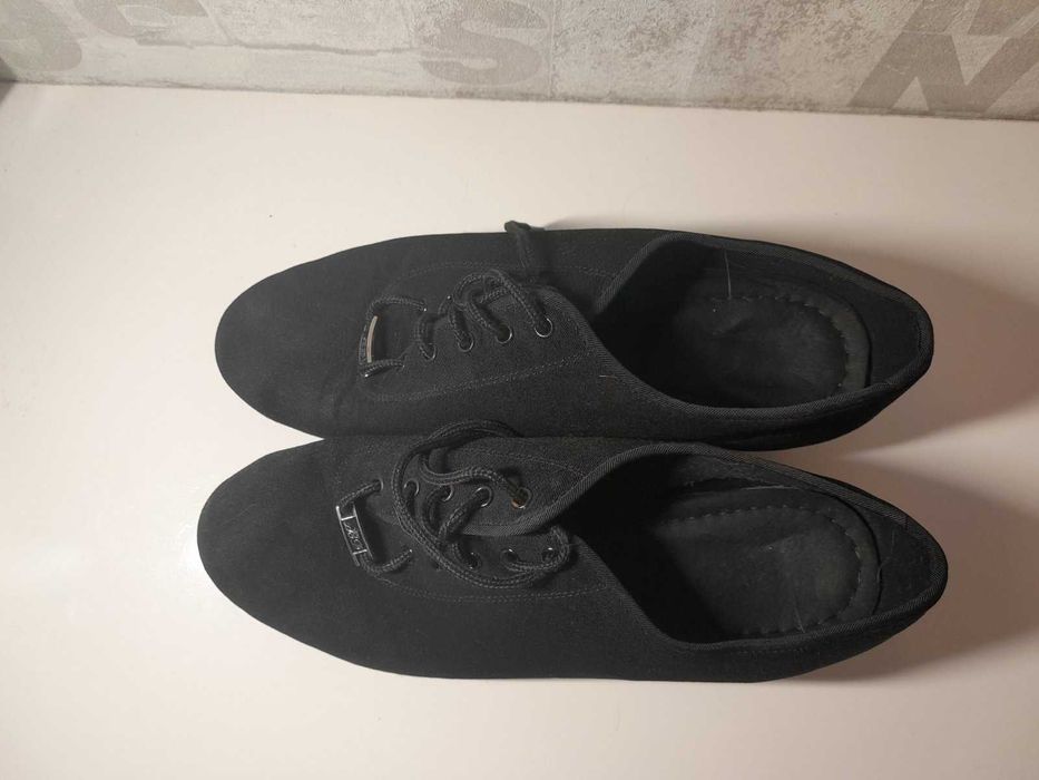 Обувки за спортни танци за момче