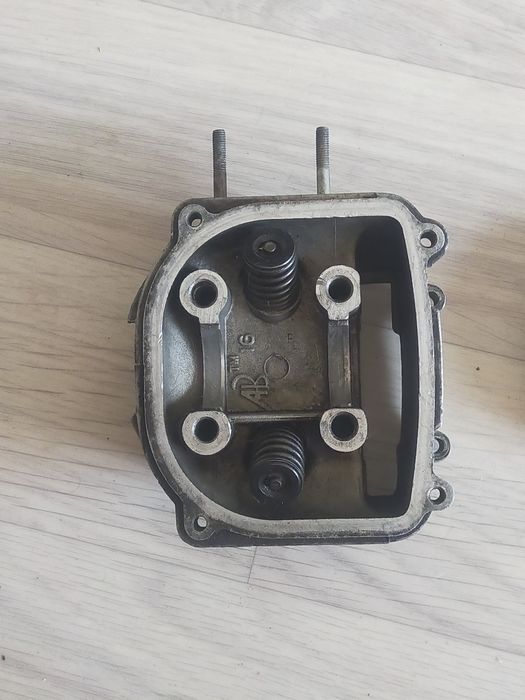 Продается на мопед запчасти