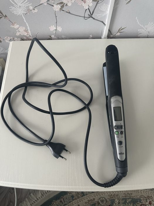 Продам выпрямитель для волос от Braun