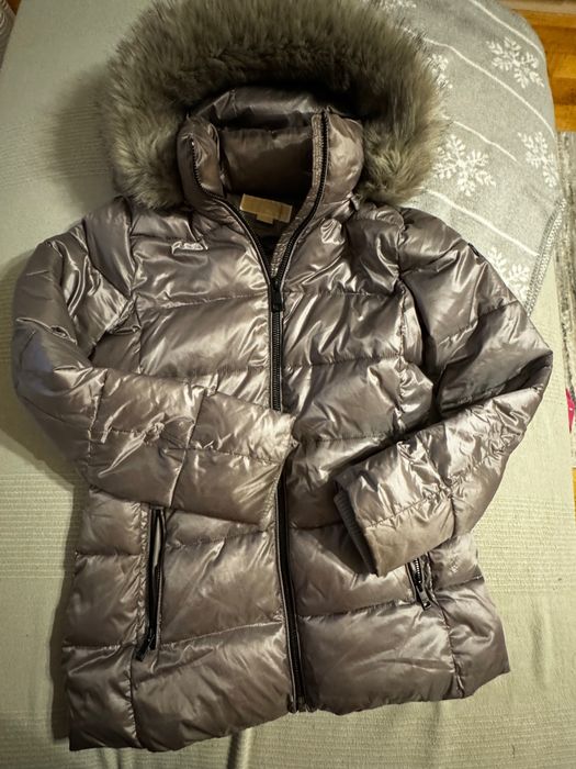 Сребърно яке Michael Kors