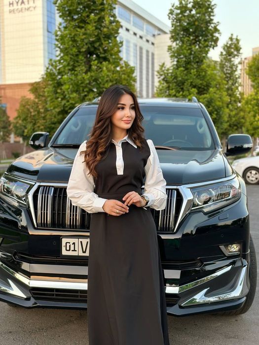 Maktab va o'qish uchun forma