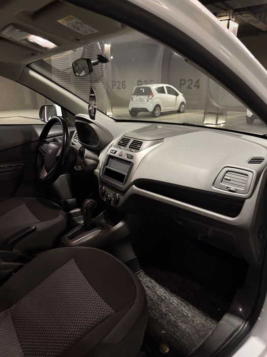 Chevrolet Cobalt 2023 4 poz