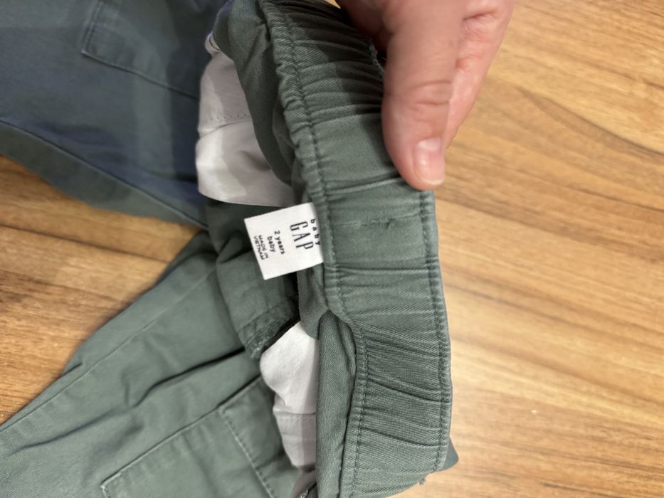 Pantaloni GAP 2 ani