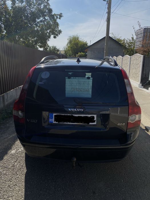 Volvo v50 2005.
