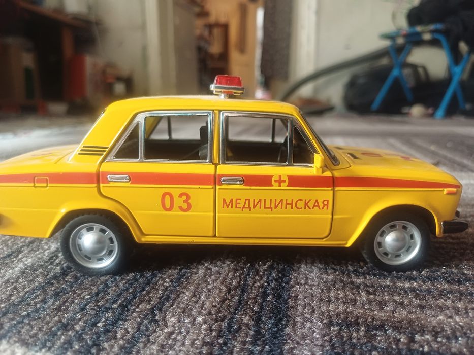 Коллекционая машинка