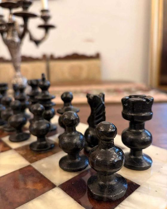 Set de șah din piatră naturală