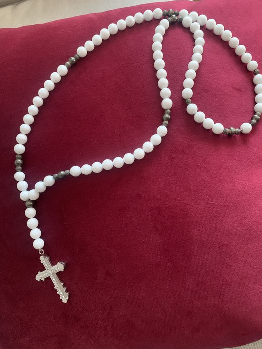 Колие с кръст