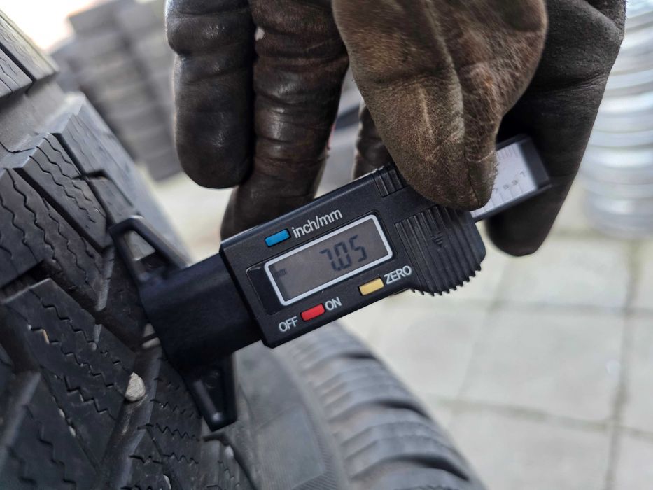 2бр Зимни гуми 215 45 17 - Aplus - DOT 2024 -