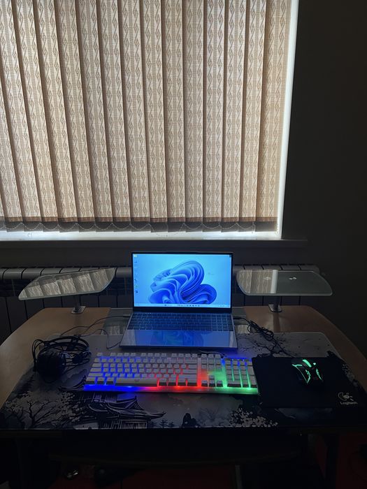 Ноутбук продамм