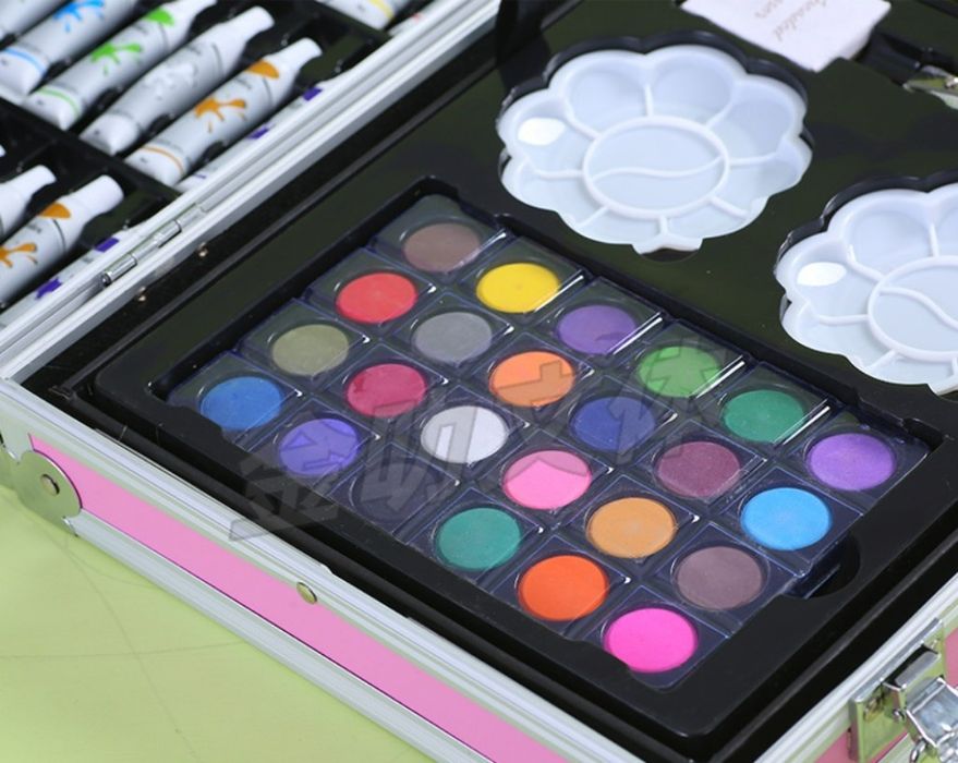 Творчески комплекти за рисуване