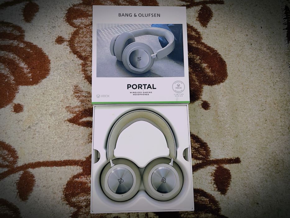 Слушалки Bang & Olufsen Portal