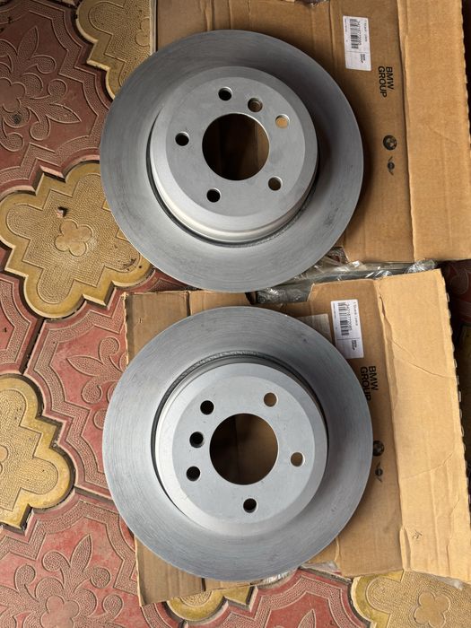 Discuri spate bmw 520 e60