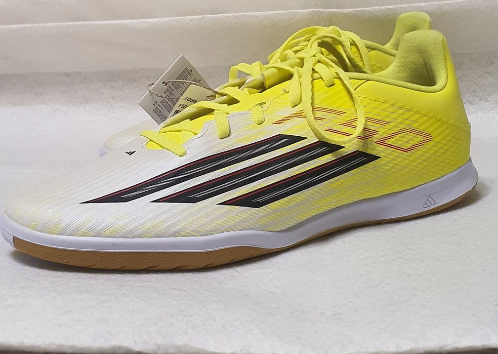 Adidas F50 Club IN Ghete Fotbal Sală, Galben-Negru, Mărimea 45 1/3