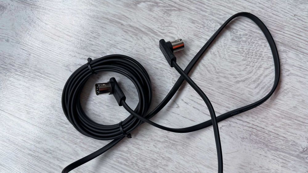 Cablu audio Rockboard Professional mufe MIDI la ambele capete NOU