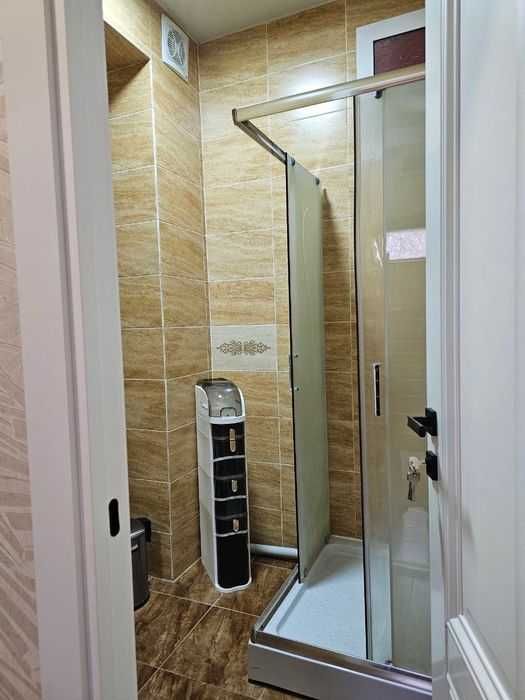 2-х комнатная квартира с новым ремонтом возле MegaPlanet!!!