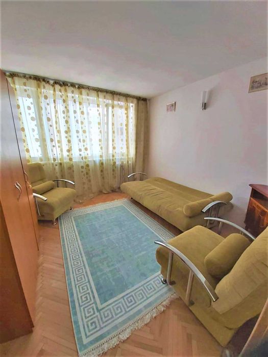 Particular închiriez apartament 2 camere Stefan Cel Mare intersectie Lizeanu