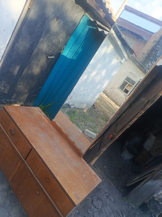 Отдам даром связи с переездом