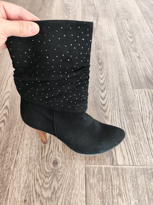 Продам женские сапоги