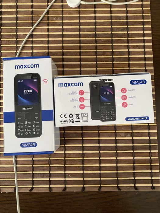 Vand telefon butoane  pt batrani