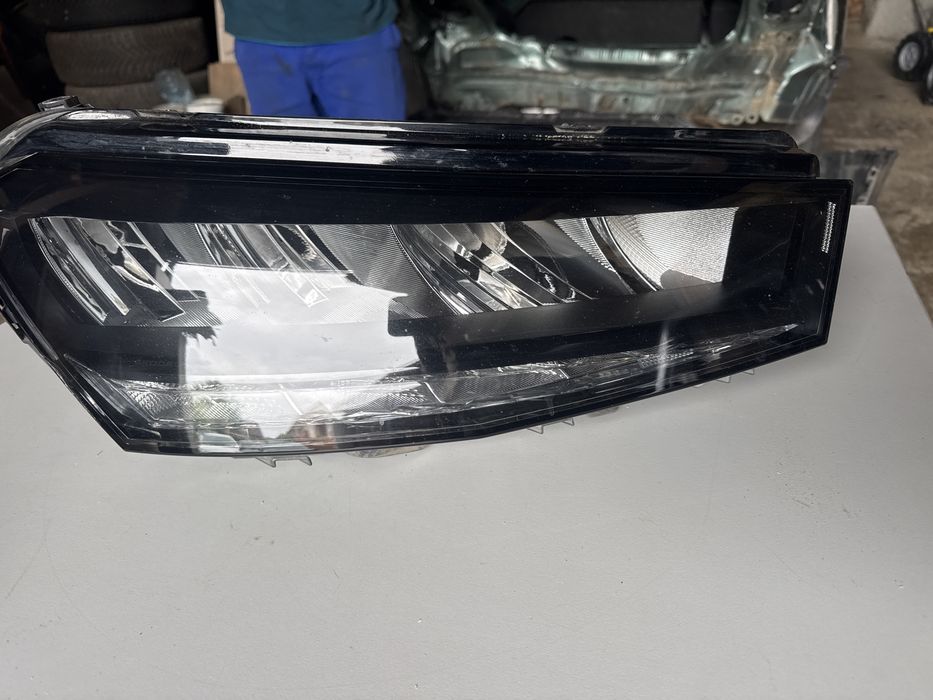 Far dreapta Skoda Fabia 4 led 6VB941016