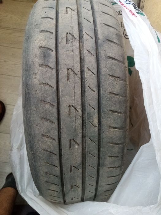 Продам летние шины 185/60 R15
